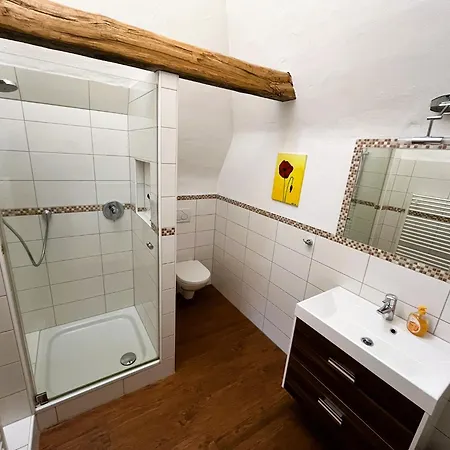 Heidekate Unter Reet Schneverdingen